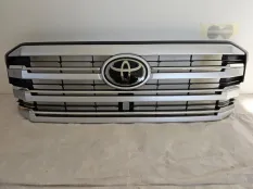 Решетка радиатора передняя Toyota Land Cruiser 300