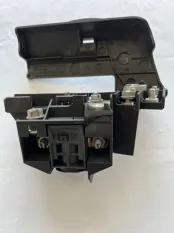 Клемма аккумулятора (+) с пиропатроном Audi A6 C7