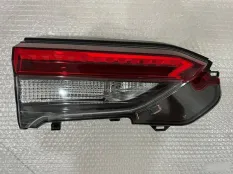 Фонарь внутренний LED задний левый Toyota RAV4