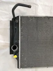 Радиатор охлаждения Toyota RAV4 30