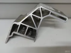 Кронштейн радиатора правый Mercedes C-Class W205