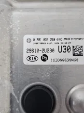 Блок управления впрыском Kia Ceed CD