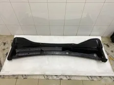 Решетка стеклоочистителей (жабо) Kia Sorento Prime