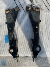 Тяги продольные задние Toyota RAV4 40