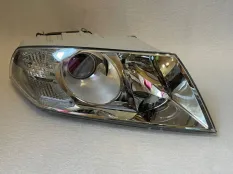 Фара линза правая Skoda Octavia A5