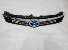 Решетка радиатора Toyota Camry V55