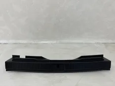 Накладка панели задняя Volkswagen Passat B8