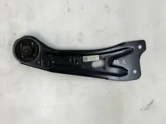 Рычаг продольный задний правый Kia Ceed CD