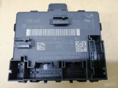 Блок управления двери Volkswagen Passat B8