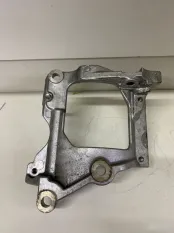 Кронштейн компресc. кондиционера Toyota Prado 150