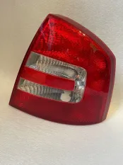 Фонарь правый Skoda Octavia A5