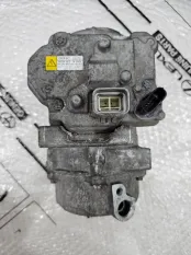 Компрессор кондиционера Toyota RAV4 40