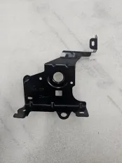 Кронштейн Renault Sandero 2 Stepway