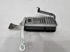 ЭБУ двигателем Toyota RAV4 40