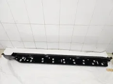 Накладка порога левая Toyota LC 300