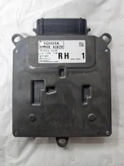 Блок управления фарой Toyota RAV4 XA50