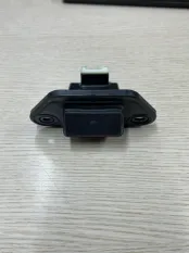 Кнопка открывания багажника Lexus ES6