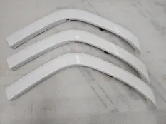 Накладка заднего крыла Toyota LC 300