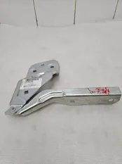 Петля капота левая VW Touareg