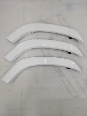 Накладка задней двери Toyota LC 300