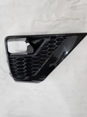 Накладка ПТФ правая Black Onyx Toyota Prado 150