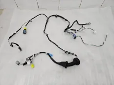 Проводка двери передней левой Toyota RAV4 XA50