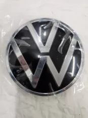 Эмблема решетки радиатора Volkswagen Polo 6
