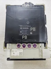 Блок комфорта Toyota RAV4 XA50