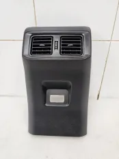 Накладка подлокотника задняя Toyota RAV4 XA50