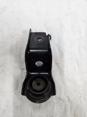 Крепление радиатора правое Toyota RAV4 40