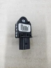 Датчик удара Toyota Avensis