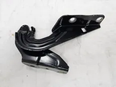 Петля капота левая Mitsubishi Outlander XL