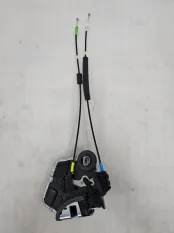 Замок двери задней левой Toyota RAV4 XA50