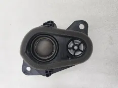 Динамик в торпеду левый Toyota RAV4 XA50