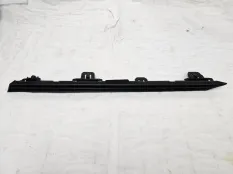 Молдинг решетки радиатора правый Toyota RAV4 XA50