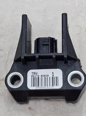 Датчик удара Toyota Yaris