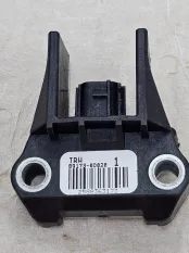 Датчик удара Toyota Yaris