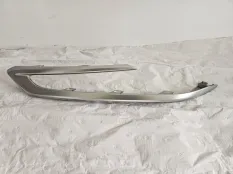 Накладка передняя бампера левая Lexus RX5