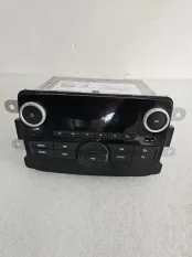 Штатная магнитола Renault Duster 2