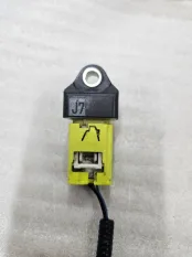 Датчик удара Toyota RAV4 XA50