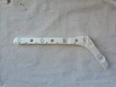 Кронштейн зад. бампера правый Nissan Almera G15