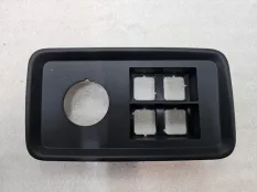 Накладка центральной консоли Renault Duster 2