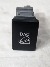 Кнопка помощи при спуске Toyota RAV4 40