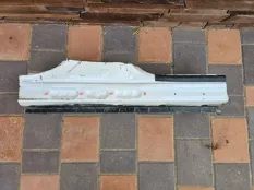 Порог левый Toyota Rav 4 40 (3ZRFE) 2019