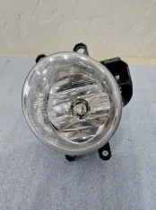 ПТФ правая Toyota Rav 4 40 (3ZRFE) 2019