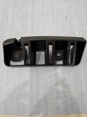 Кронштейн зад. бампера левый SKODA Rapid