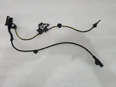 Датчик ABS передний правый Toyota Avensis