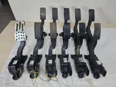 Педали газа Hyundai Solaris