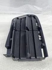 Решетка в бампер левая Toyota RAV4 40