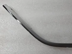 Молдинг решетки радиатора правый Haval F7